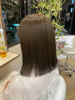 ミディアム 艶感🫧透明感カラー YUKARIのヘアスタイル