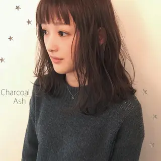 ミディアム カラー 市川 千夏のヘアスタイル