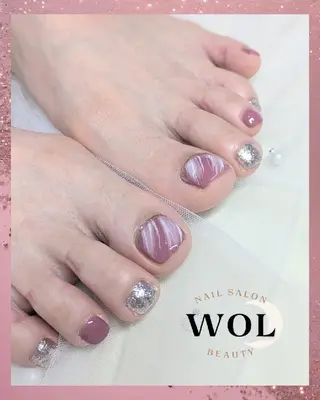 ネイル WOL🌙 momokoのネイルデザイン