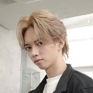 カラー メンズ メンズハイライト／ メンズブリーチカラーのヘアスタイル