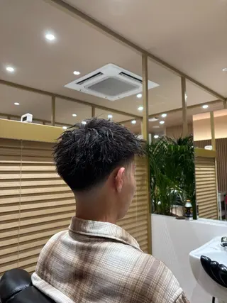 ショート 加藤 颯のヘアスタイル