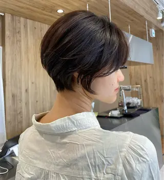 ショート 都筑 莉佳子のヘアスタイル