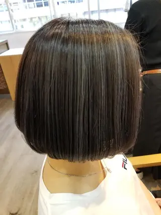 ショート カラー bathair  所属・bathair 持田侑祐のヘアスタイル