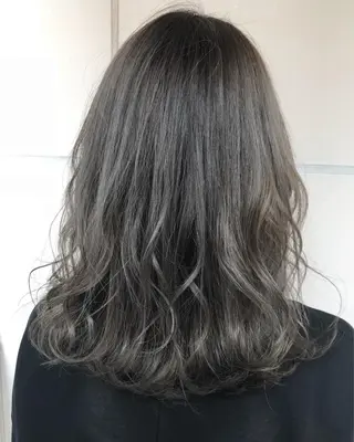 ミディアム カラー 髪質改善will hairdesignのヘアスタイル