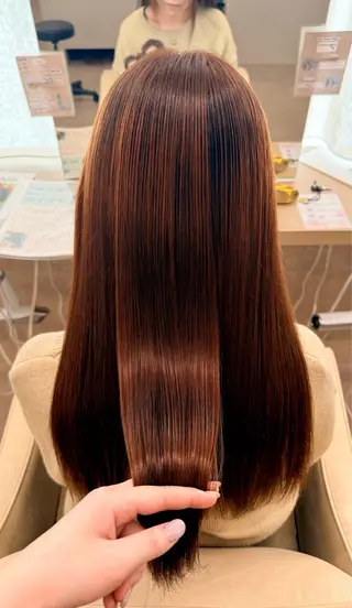 ロング 山下 稚葉 艶髪/透明感カラーのヘアスタイル