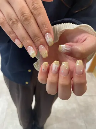 ミディアム 尾張 玖羽のネイルデザイン