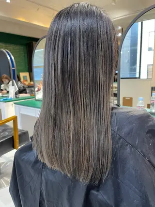 ロング カラー &SONS 小林亨のヘアスタイル