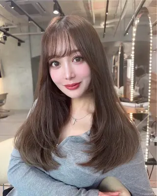 セミロング 矢口 明莉のヘアスタイル