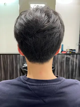 ショート 石川 勇海のヘアスタイル