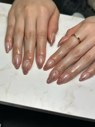 ロング 森 まやのネイルデザイン