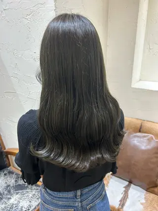 ロング カラー defi リカのヘアスタイル