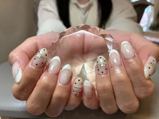 ネイル ECRLN Atsumiのネイルデザイン