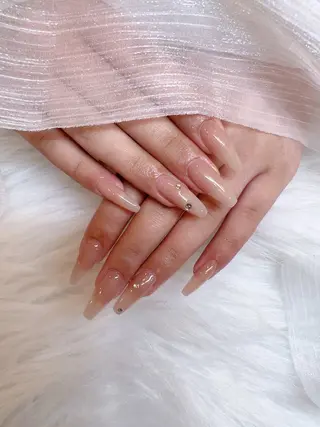 ネイル U.NI  nail .のネイルデザイン