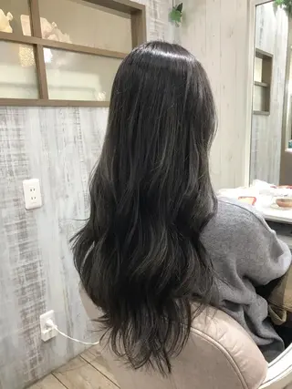 ロング ネモトメイナ🌿 今月末で退職しますのヘアスタイル