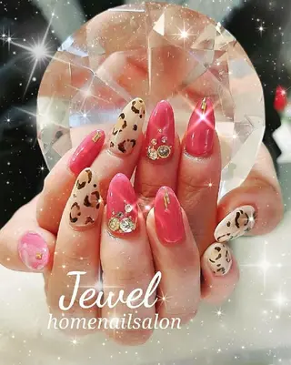ネイル ＪＥＷＥＬ ＮＡＩＬのネイルデザイン