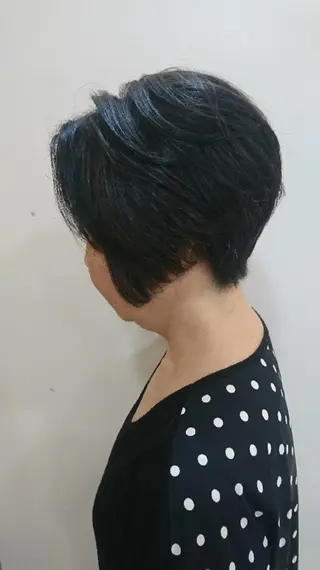 ショート 齋藤 愛美のヘアスタイル