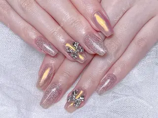 ネイル Queening 🦋のネイルデザイン