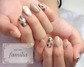 ネイル -nailroom- familiaのネイルデザイン