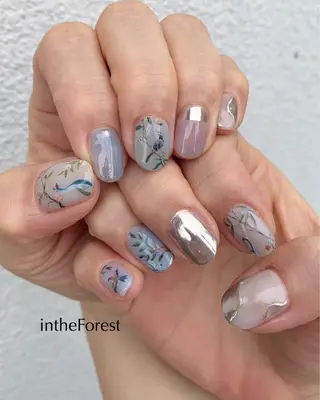 ネイル in the Forest所属・コガ アオイのネイルデザイン