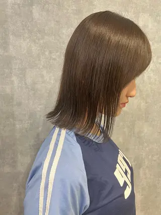 ミディアム レイヤーカット/ カラー特化/YUTOのヘアスタイル
