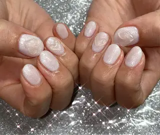 ネイル VIERU 🌈🎀💖のネイルデザイン