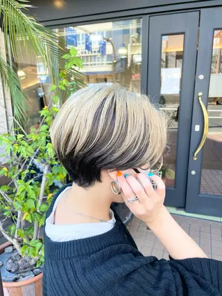 ショート カラー AKALA HAIR 西宮店 Juriのヘアスタイル