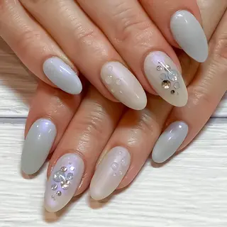 ネイル f'bloom  L’ecrinのネイルデザイン