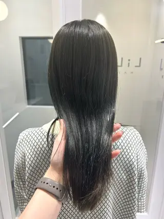 セミロング カラー チアキ ジュリのヘアスタイル
