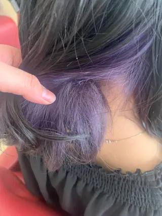 ミディアム カラー SEAM アキホのヘアスタイル
