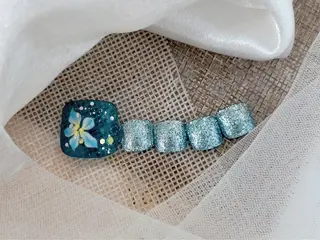 ネイル ネイルサロンクイーン 中野のネイルデザイン