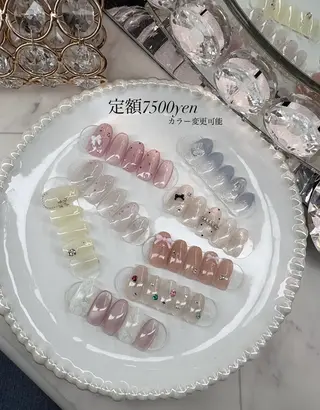 ネイル 23時まで❤︎韓国、 ワンホンネイルのネイルデザイン