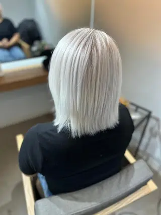 ショート 深夜美容師yuu✂️ 夜23時まで●🌃のヘアスタイル