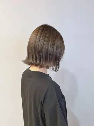 ショート カラー 宮原 佳苗のヘアスタイル