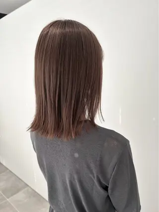 ミディアム 残間 美月のヘアスタイル