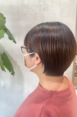 ショート レイヤーカット 🌿 濱野玲奈のヘアスタイル