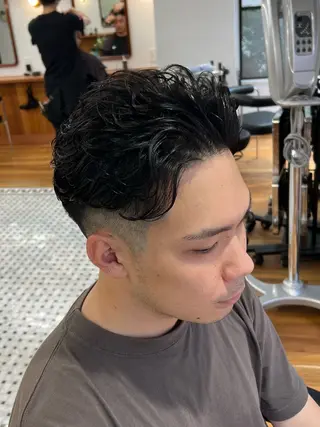 ショート メンズ メンズカット✂️ スキンフェード伊藤陸のヘアスタイル