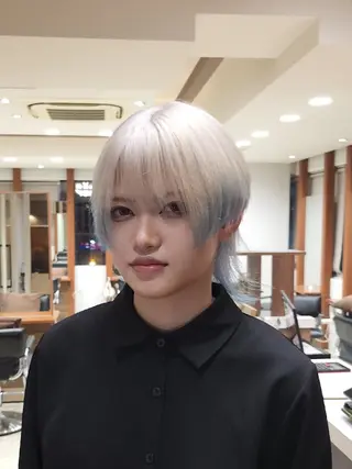 カラー ショート ケアブリーチ特化 same 🦈のヘアスタイル