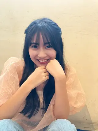 ロング ヘアアレンジ 鈴木 世莉のヘアスタイル