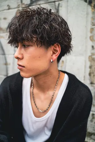 パーマ メンズ レイヤーボブ/ 艶カラー/サナ🌼のヘアスタイル