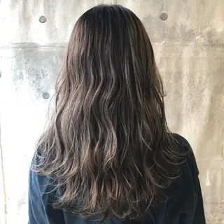 ロング カラー 菅沢 奈生のヘアスタイル