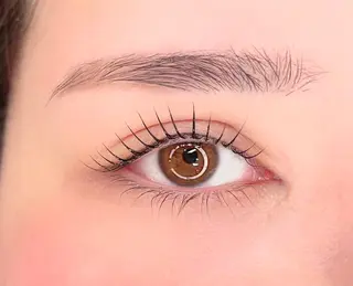 マツエク・マツパ e.moa airiの眉毛・アイブロウイメージ