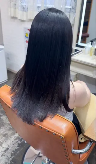 セミロング カラー Chic シックのヘアスタイル