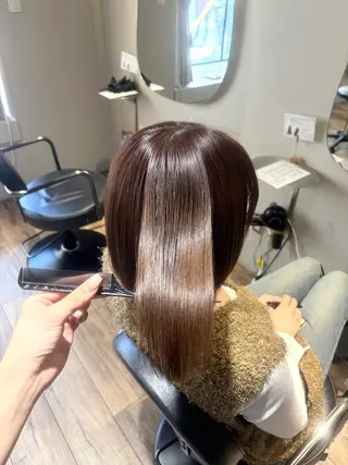 ミディアム カラー 伊藤 榛香のヘアスタイル