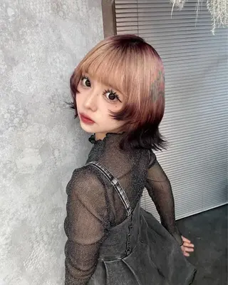 ショート カラー ヘアアレンジ メンズウルフ🐺♡ ブリーチ♡ヘアメ🎀のヘアスタイル