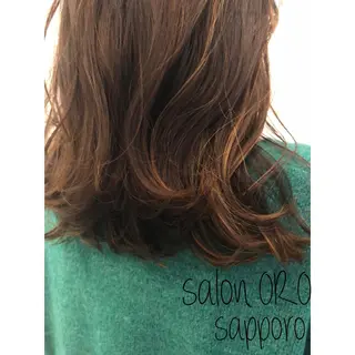 ミディアム カラー 平川 友希子のヘアスタイル