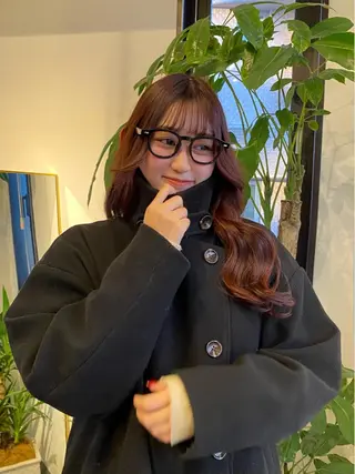 カラー ブリーチなし透明感 指名No1ナギサのヘアスタイル