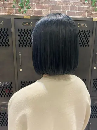 ショート カラー ERI  / newi町田のヘアスタイル