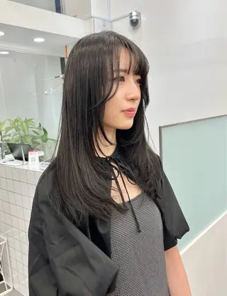 ロング ハイトーンカラー/ ケアブリーチのヘアスタイル