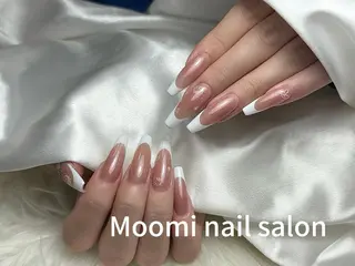 セミロング Moomi nail salonのネイルデザイン