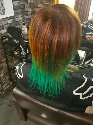 ショート カラー 東心斎橋☆豆柴 🐾倶楽部のヘアスタイル